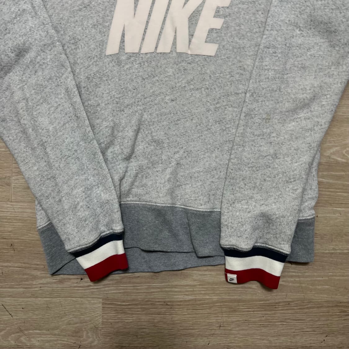 나이키 빅로고 배색 시보리 맨투맨 [그레이] M/95 상품이미지3