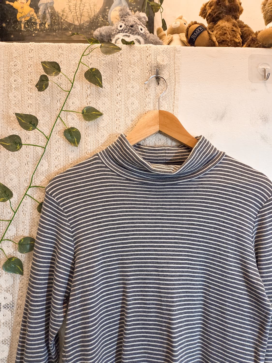 그레이 스트라이프 목폴라 슬리브 상품이미지2