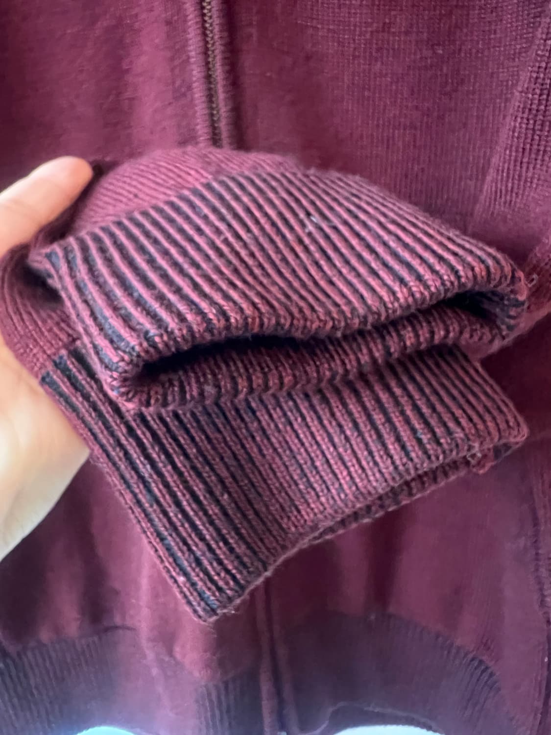 띠어리 남성 버건디 후드집업니트 니트점퍼 상품이미지4