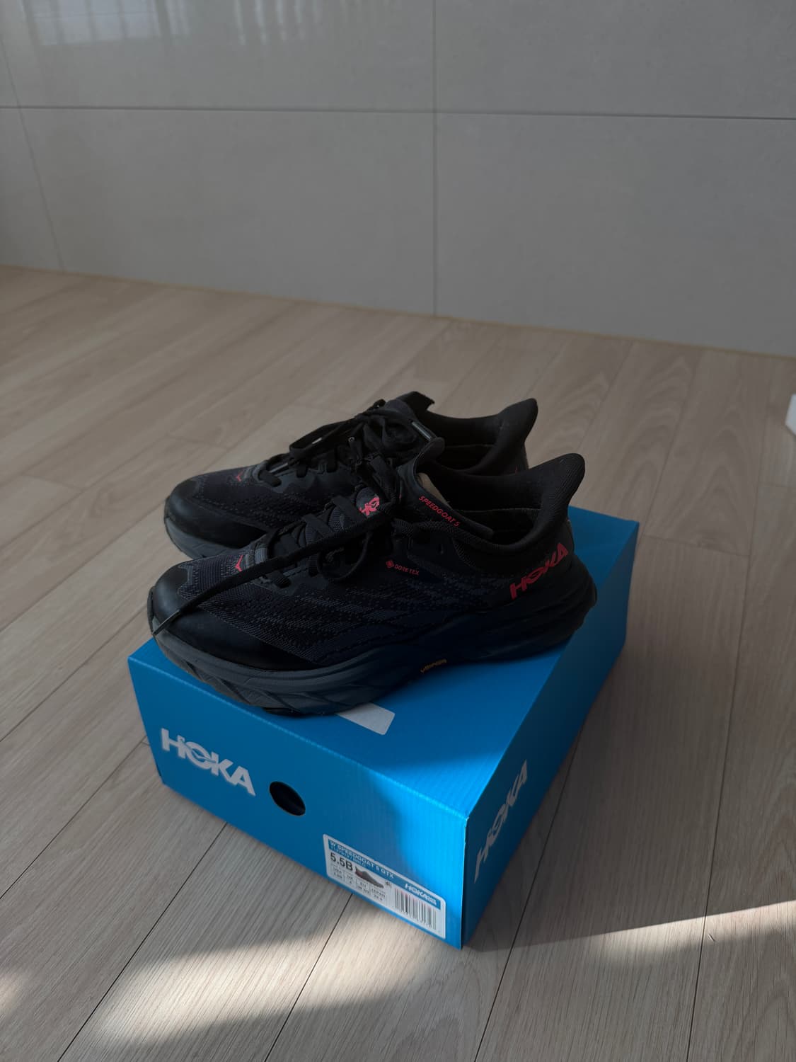 호카 스피드고트 5 GTX 블랙 여성 225 상품이미지1