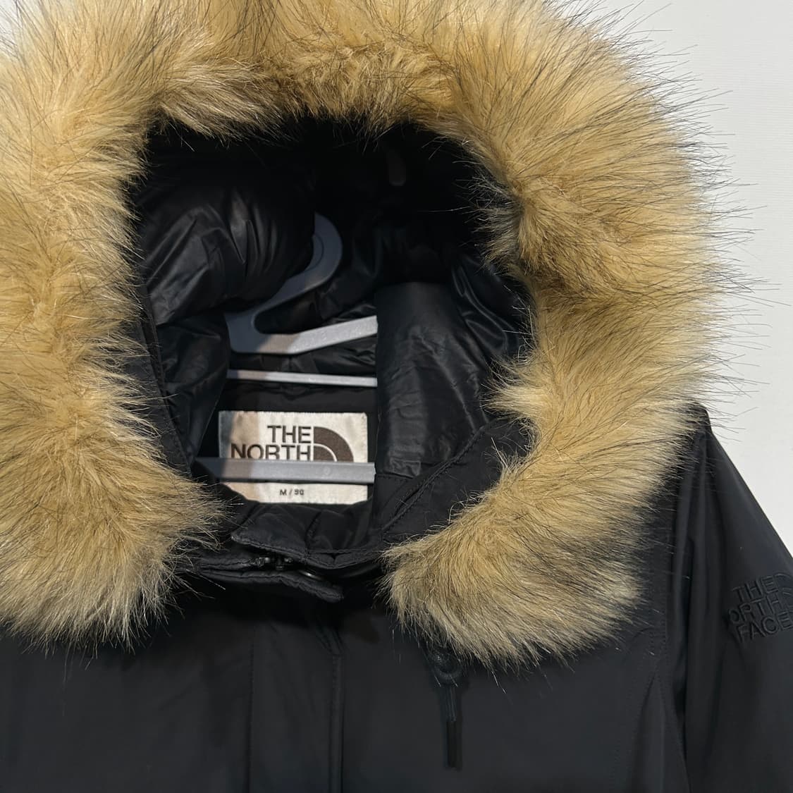 노스페이스 여성 구스다운 롱패딩 90 M 빵빵함 상품이미지2