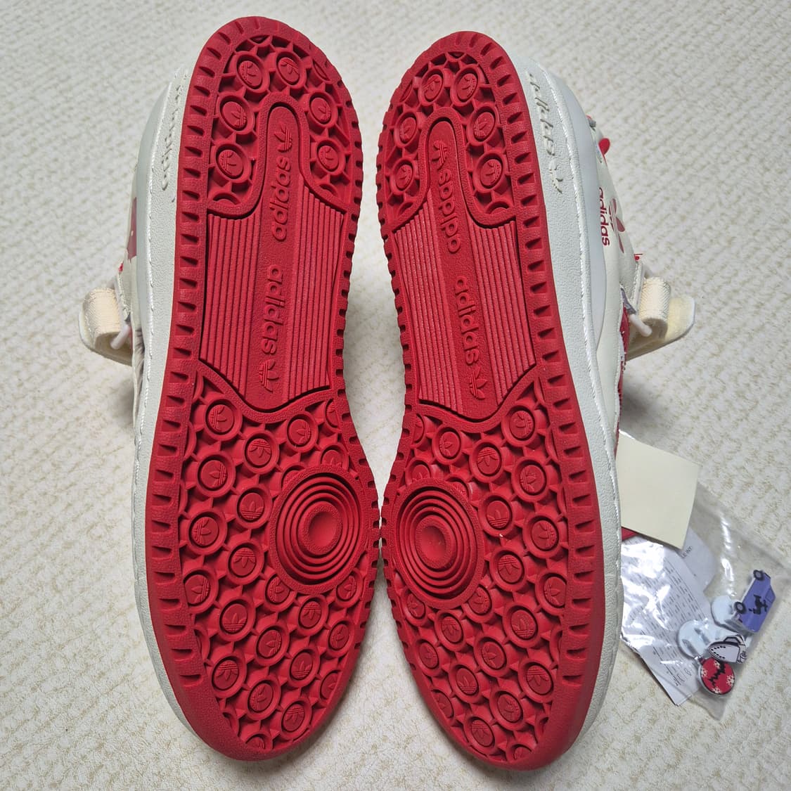 [255mm🔥] 아디다스 포럼 84 로우 나홀로집에 상품이미지4