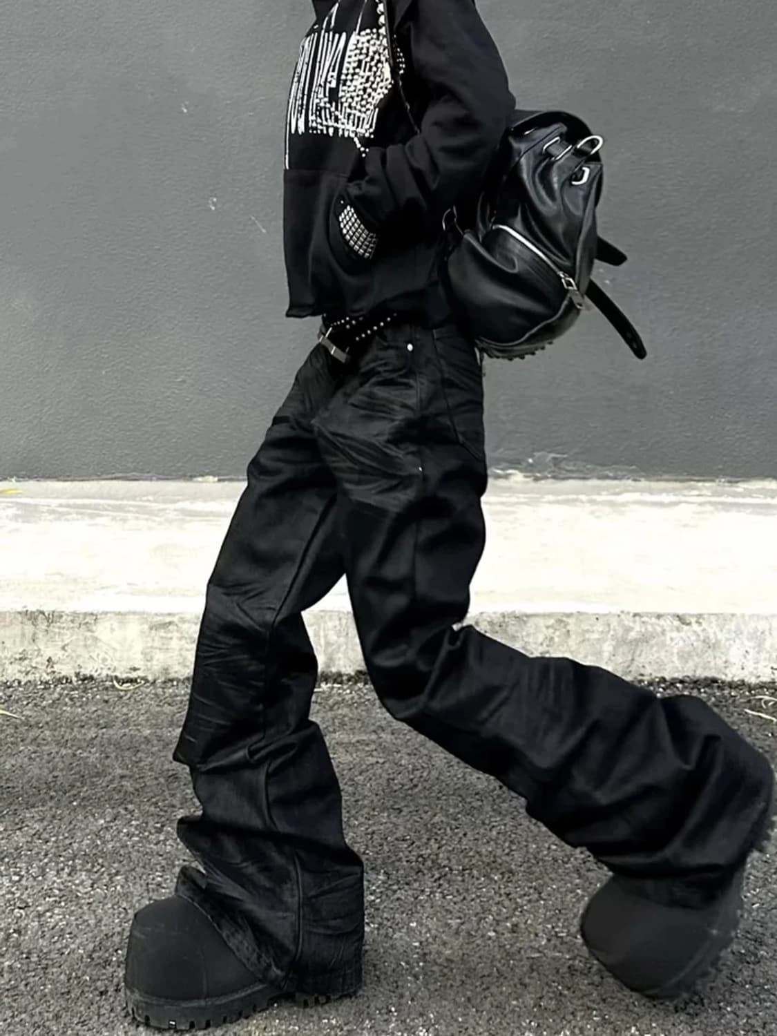 워싱 블랙 스택 데님 팬츠 상품이미지2