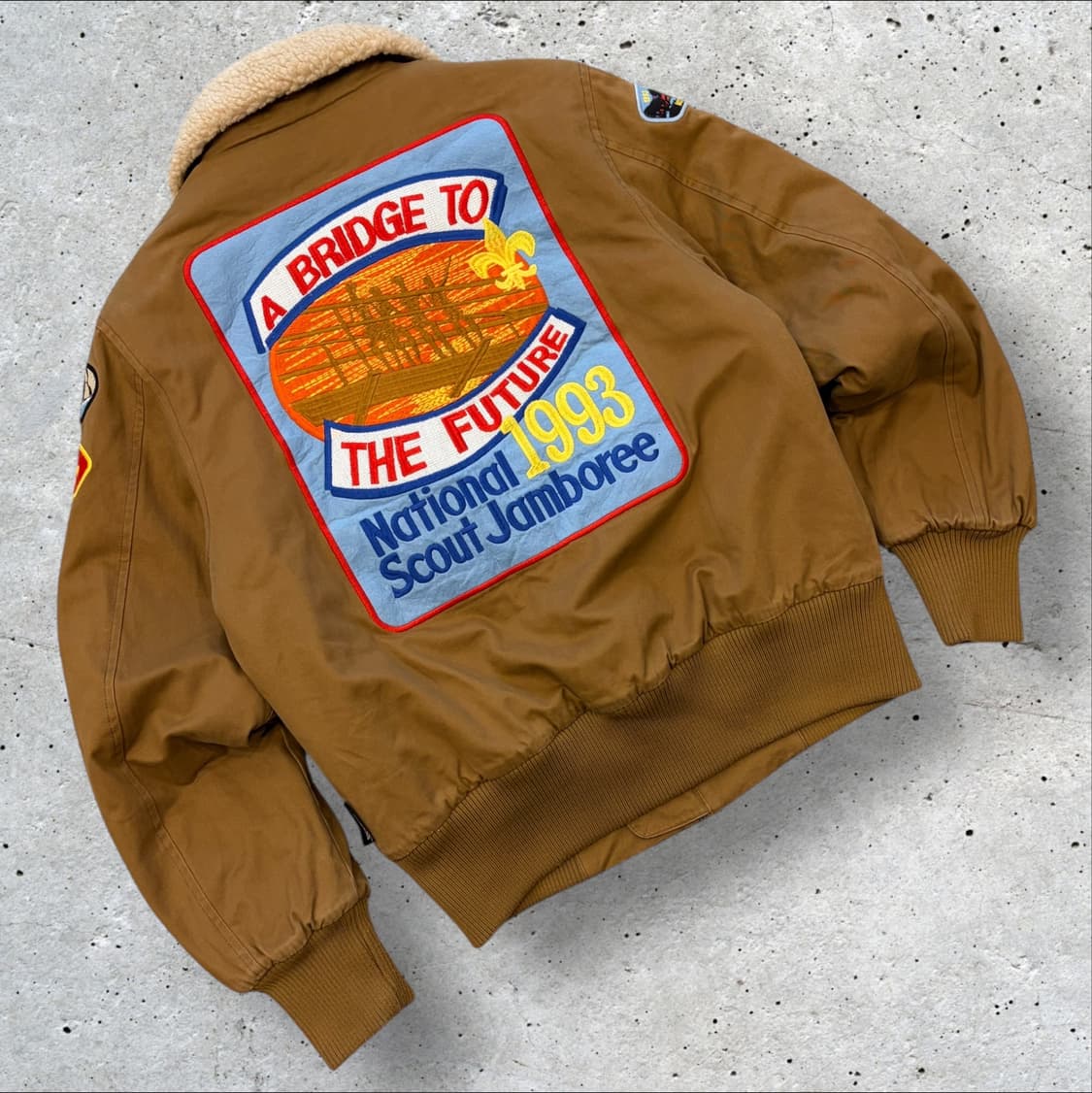 [M] 더매드니스 빈티지 스카우트 패치 봄버 자켓 D107 상품이미지2