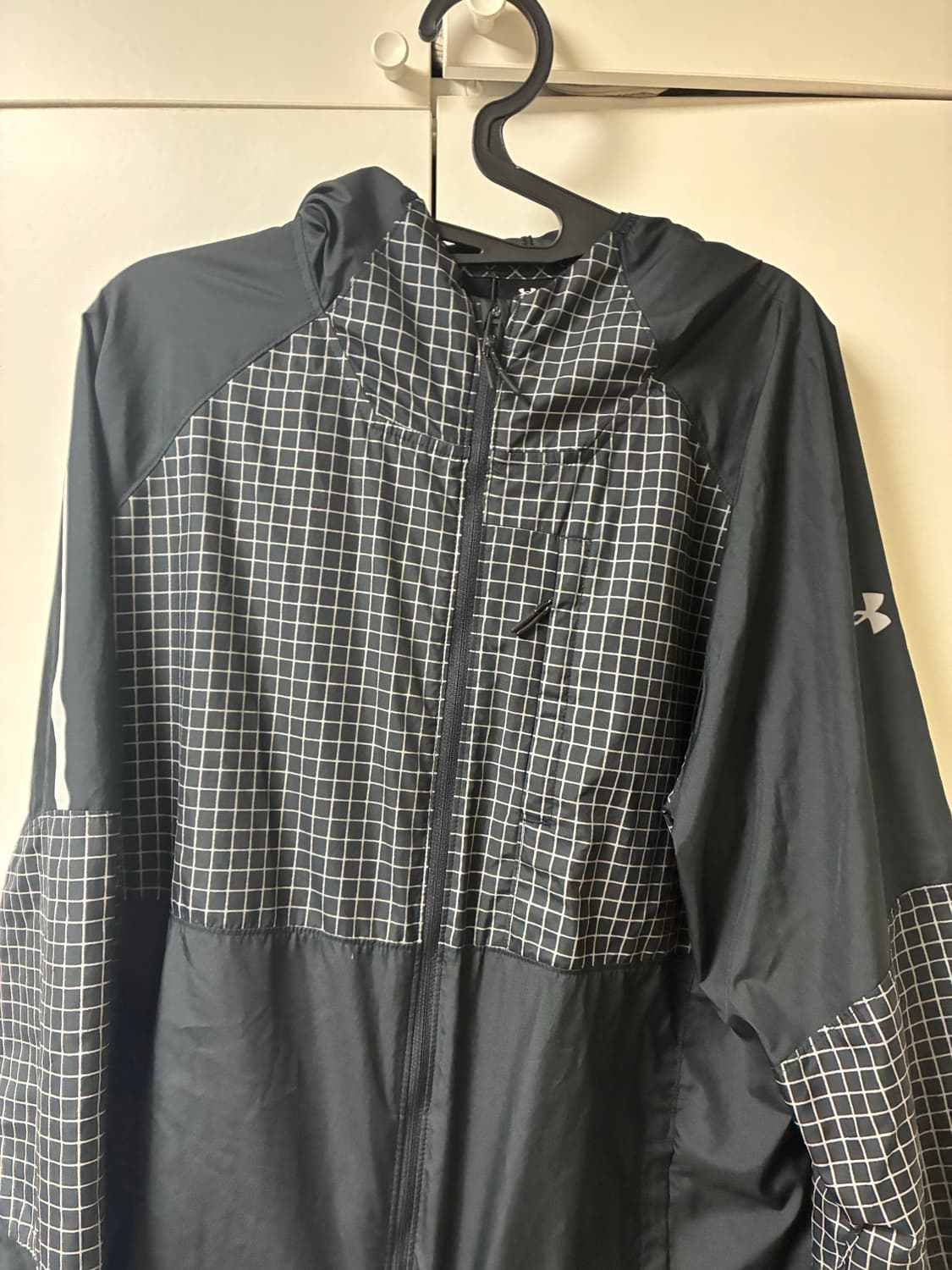 정품 언더아머 바람막이 상품이미지1