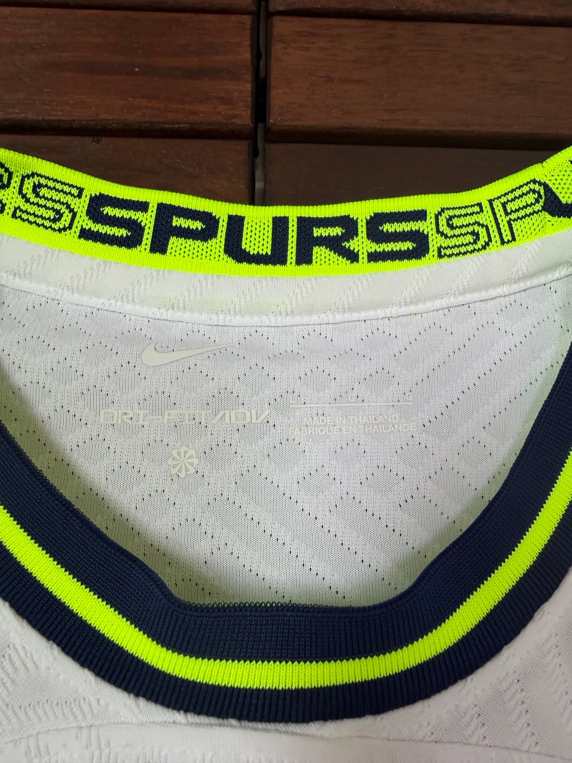 22-23 토트넘 어센틱 새제품 상품이미지7