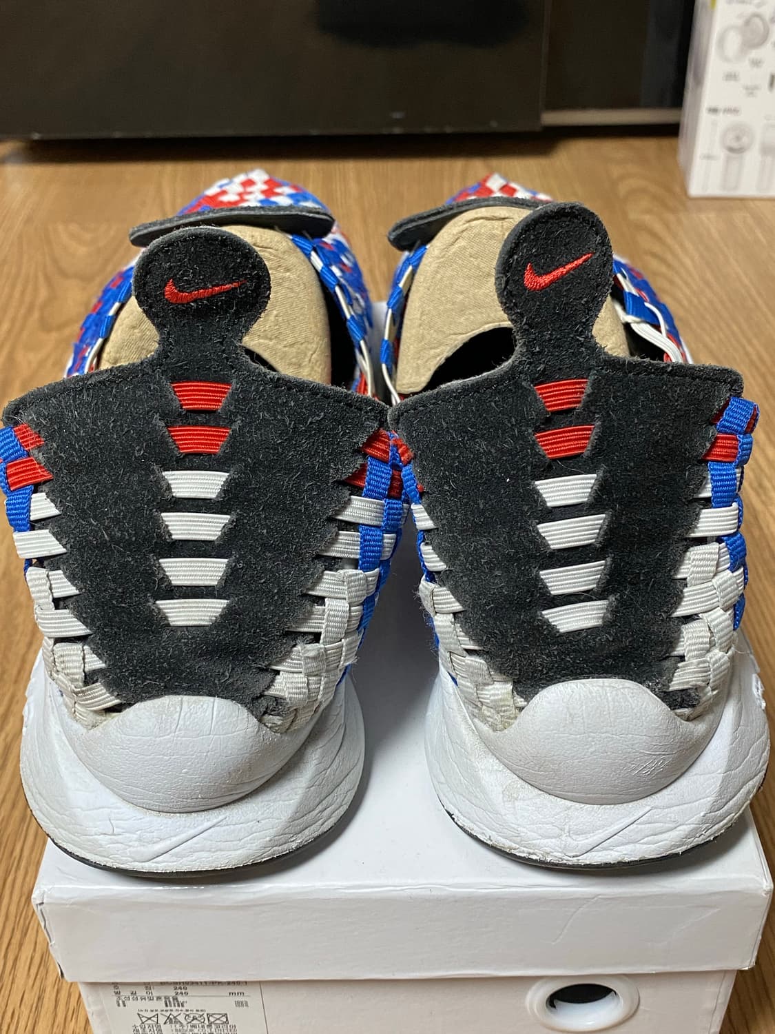 나이키 에어 우븐 블랙 러쉬 레드 상품이미지4