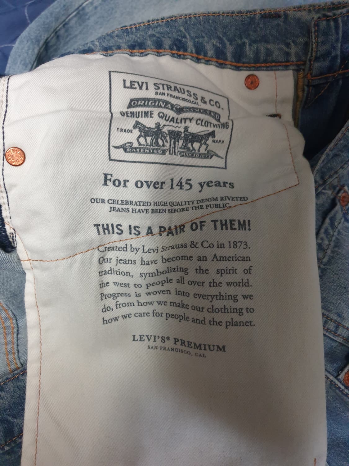 리바이스 502 레귤러 테이퍼드핏 프리미엄 워싱 데님팬츠 인디고 (32) 상품이미지4