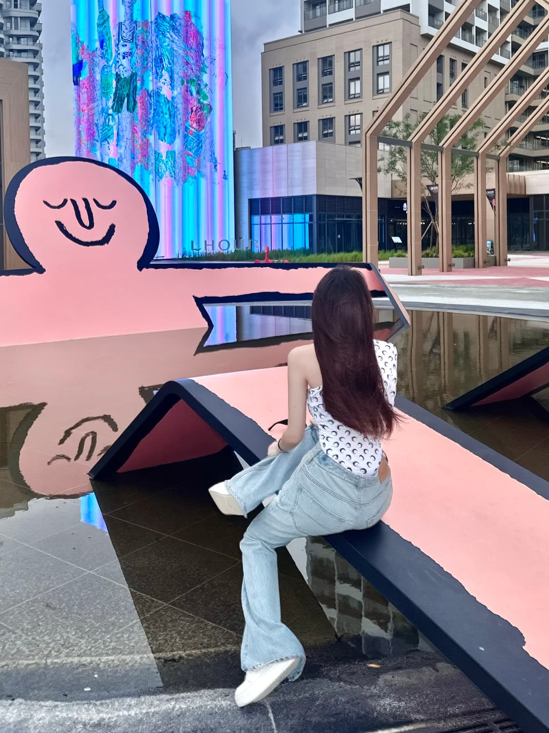 발렌시아가 플레어 데님팬츠 플레어진  775621TJW79 상품이미지1