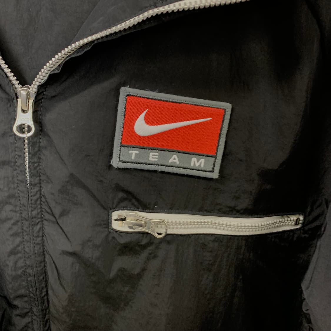 나이키 빅스우시 팀 블랙 바람막이 상품이미지5