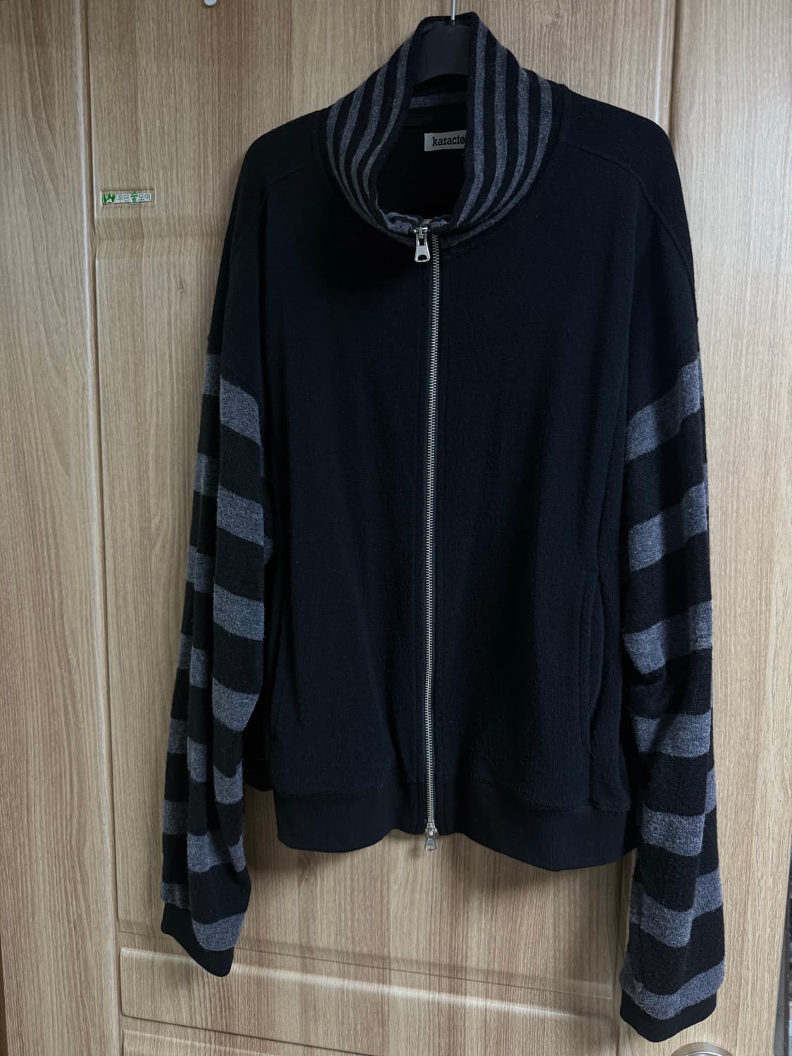 karactor 카락터 스트라이프 니트집업 1사이즈 상품이미지2