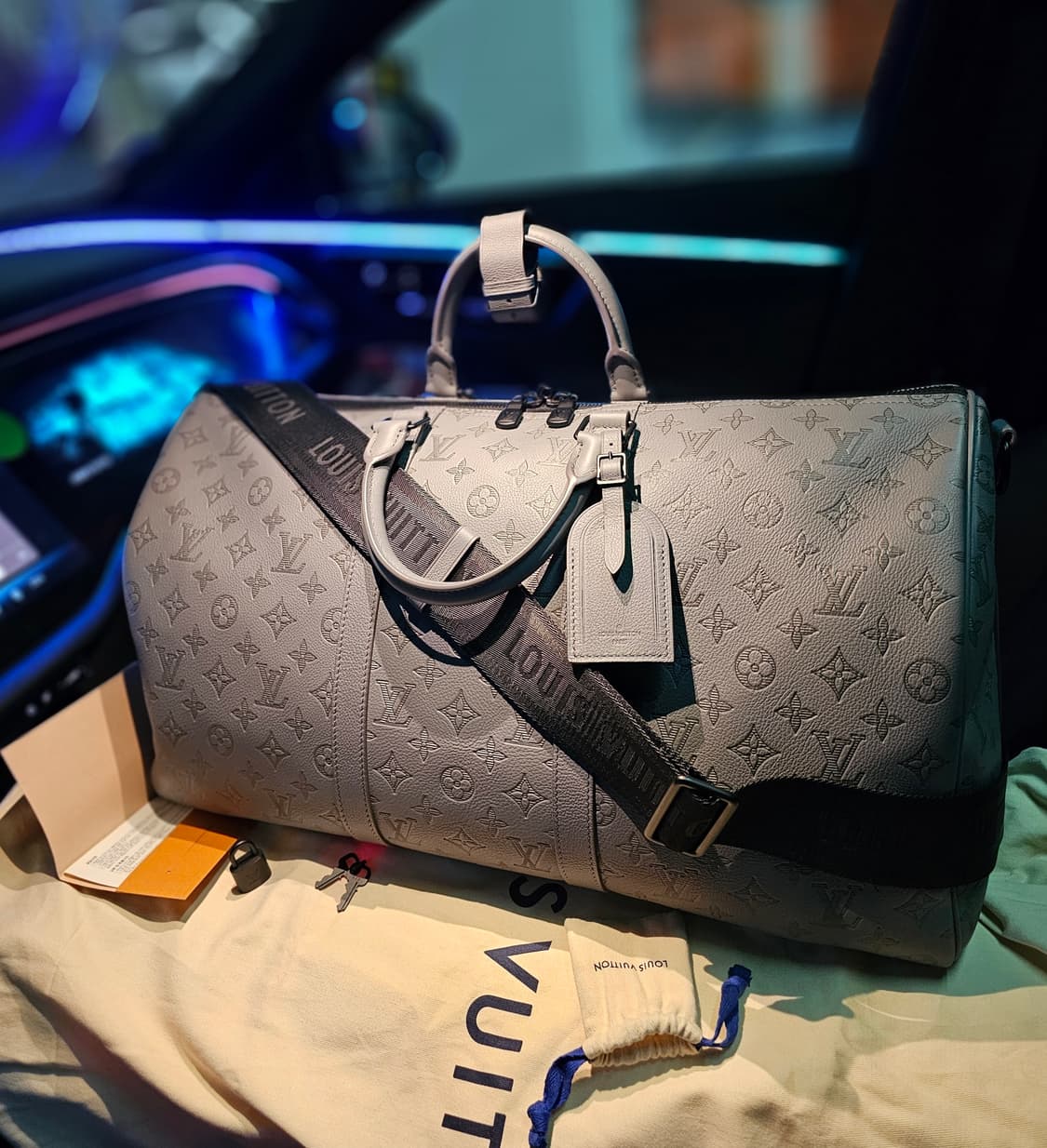 루이비통 쉐도우 키폴50 올레더 그레이 신형 (새상품) 상품이미지2