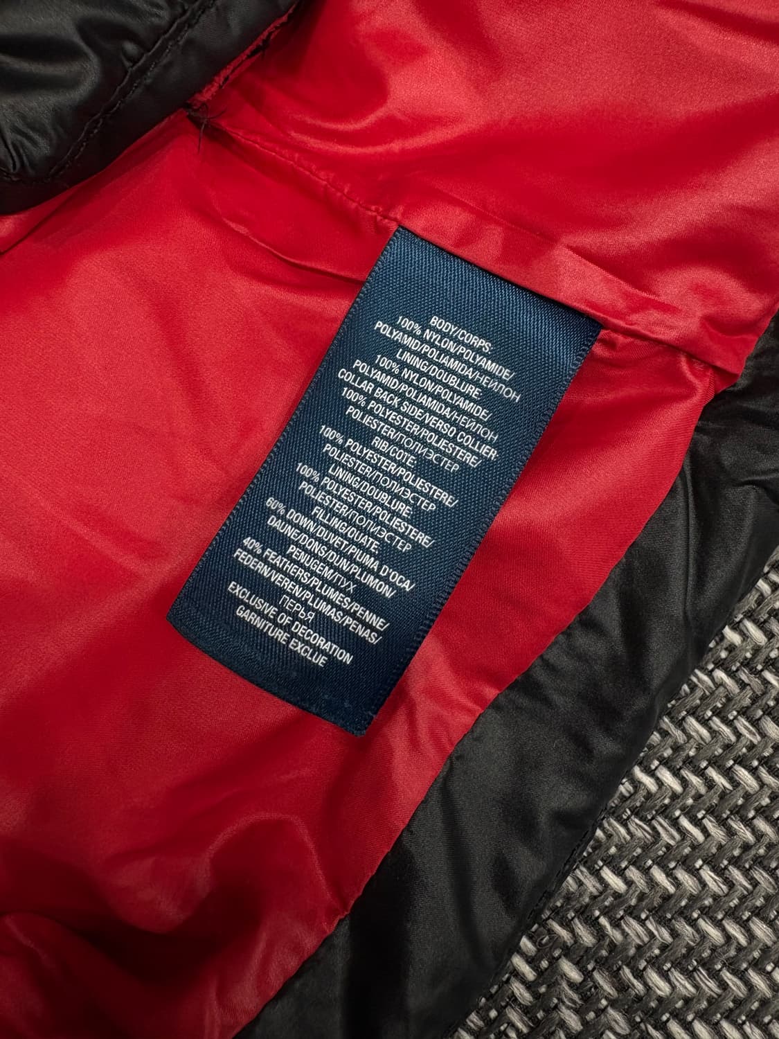 폴로 패딩 블랙/레드 상품이미지5