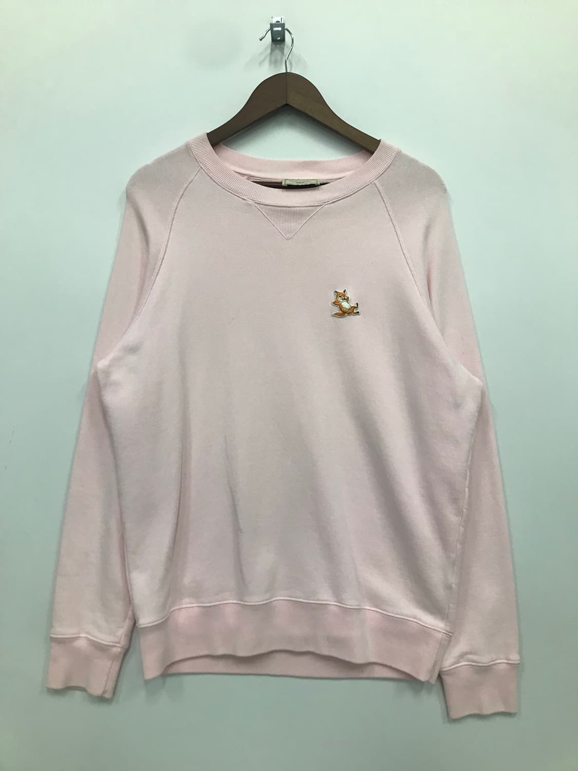 Maison Kitsune 핑크니트 상품이미지1