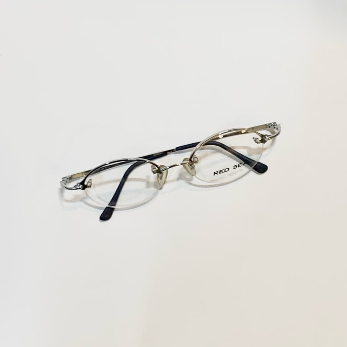 [픽키-679] 미니멀 라운드 실버 안경 초슬림 템플 초경량 남녀공용 상품이미지6