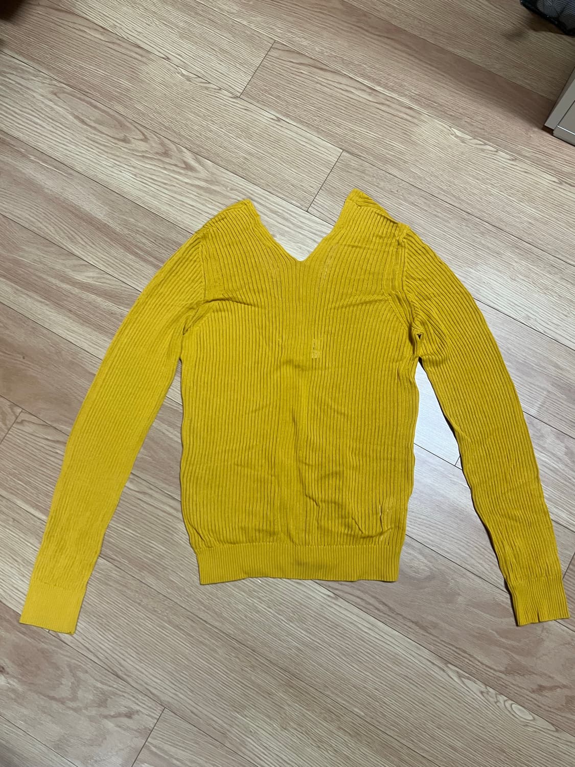 마르지엘라 니트탑 메리골드 컬러 상품이미지4