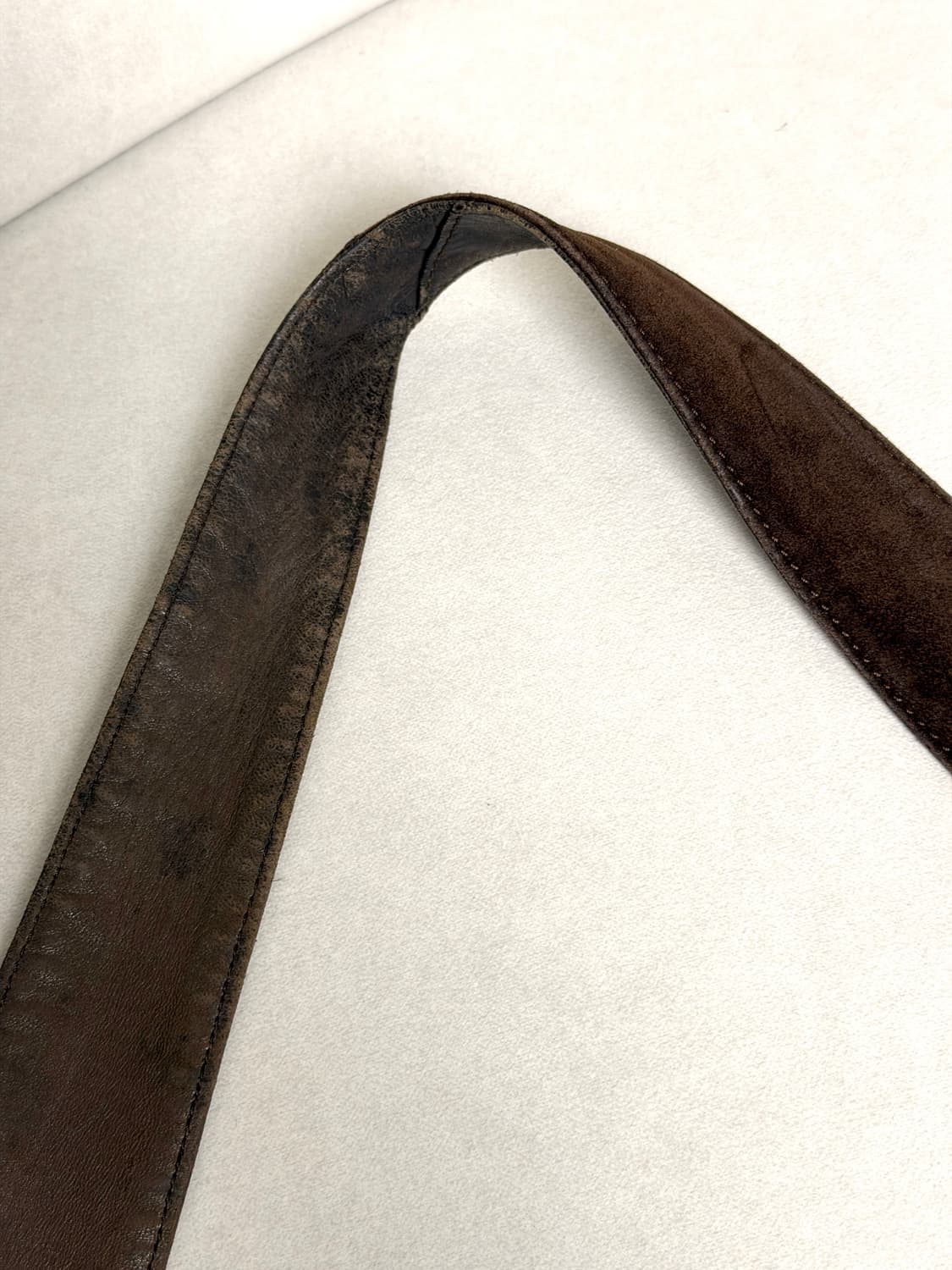 샤넬 스웨이드 CC 로고 테슬 플랩 숄더백 상품이미지8