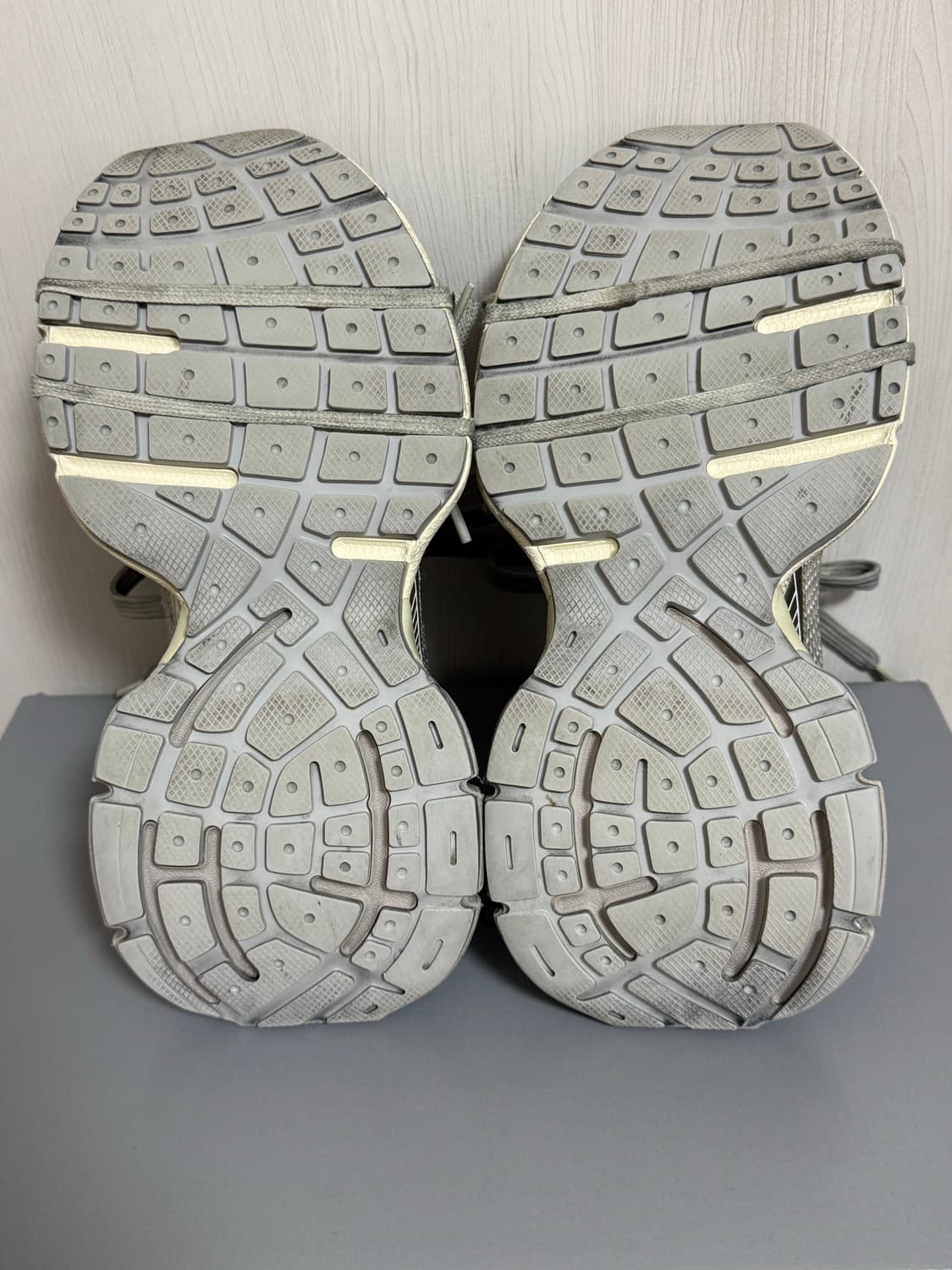 (40) 발렌시아가 3xl 에그쉘 극미중고 공홈판 상품이미지6