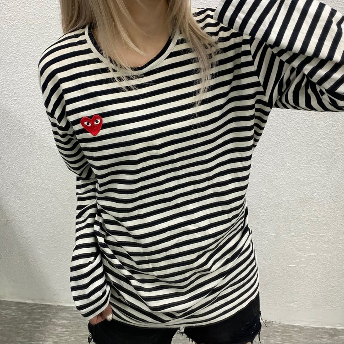 꼼데가르송 레드와펜 블랙 단가라 롱슬리브 XL 상품이미지1