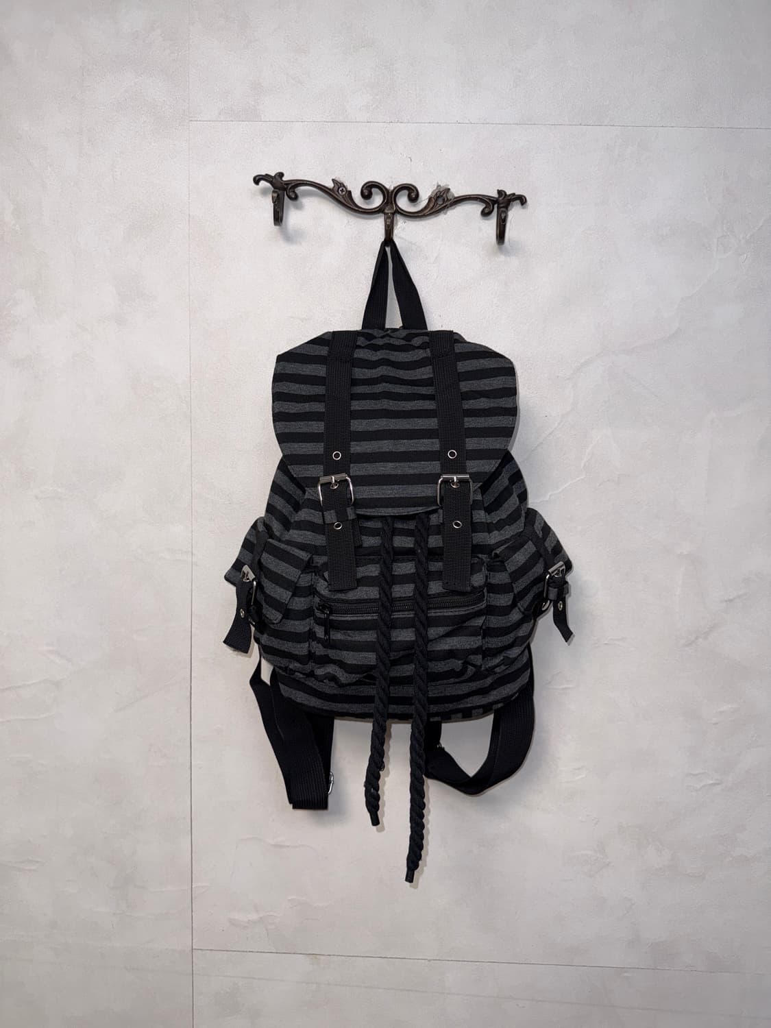 Black & gray wool stripe backpack  상품이미지1
