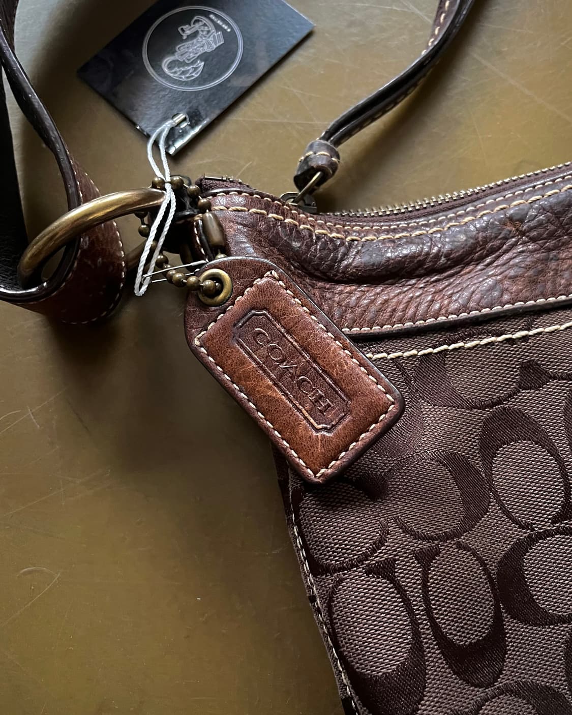 2000s Old COACH Classic Shoulder Bag 상품이미지4