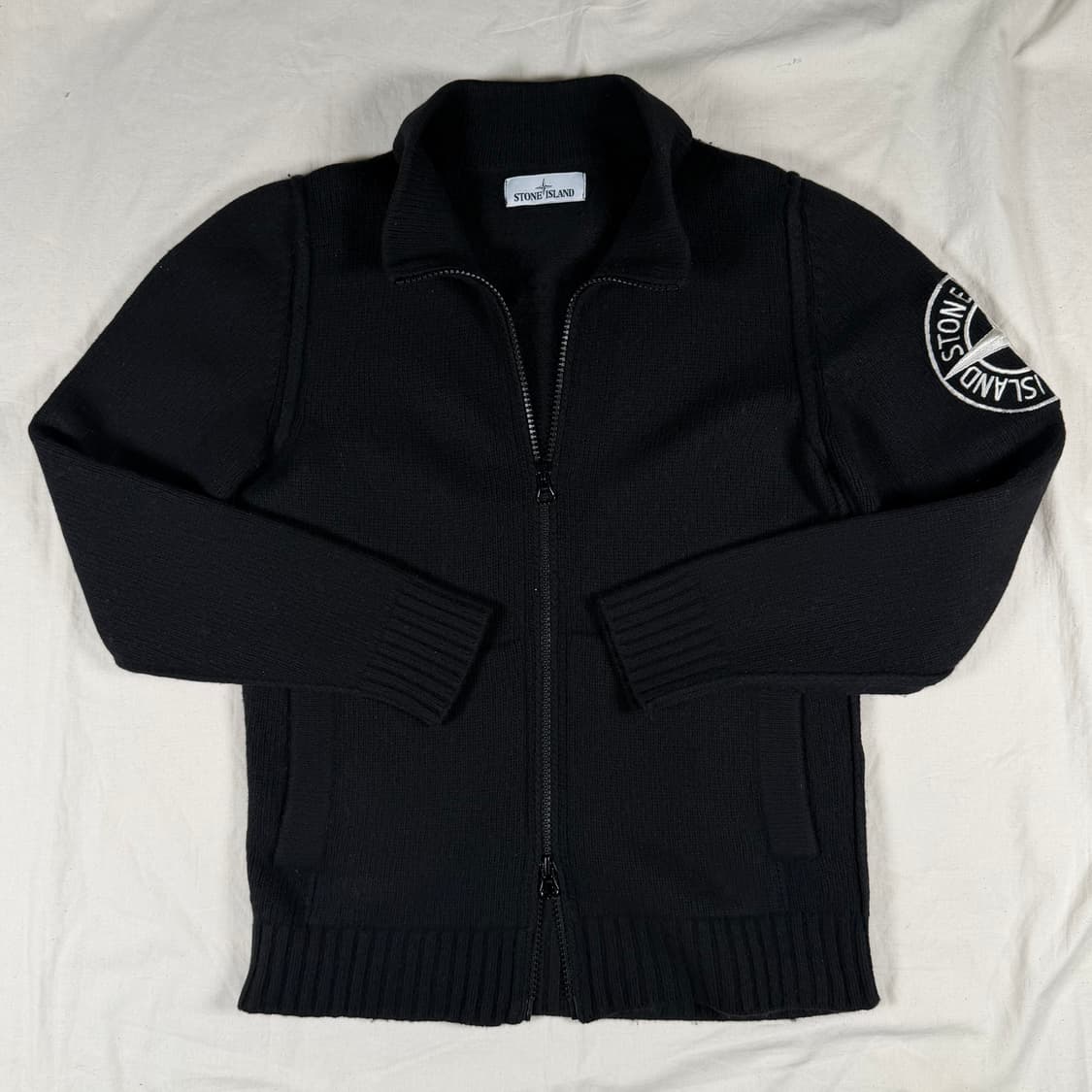 스톤 아일랜드 니트 집업 자켓 상품이미지1