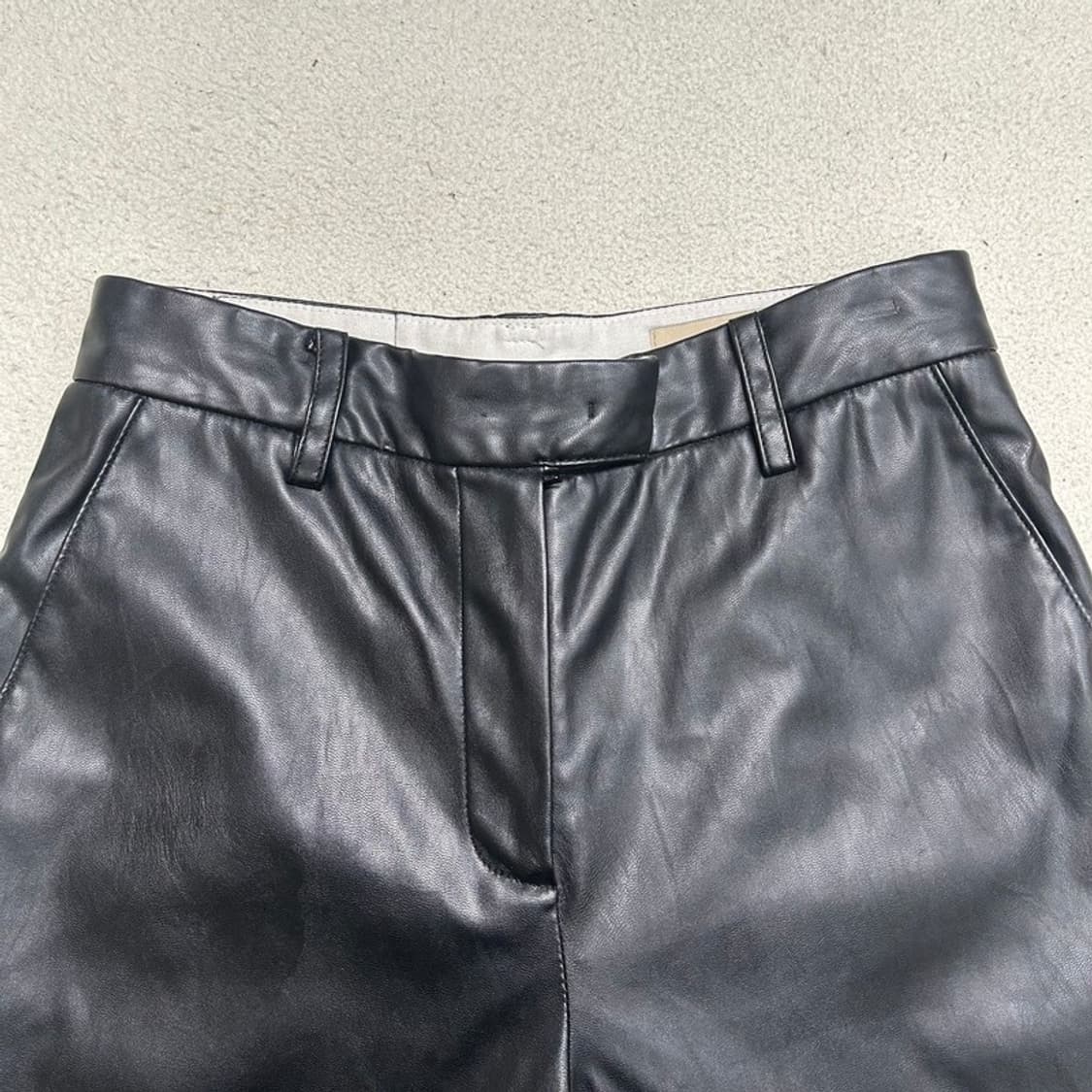 마뗑킴 페이크 레더 팬츠 블랙 OS 상품이미지2