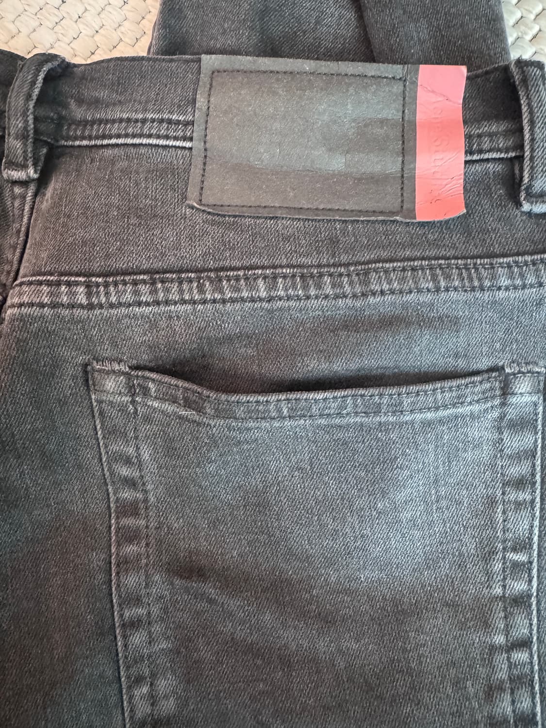 아크네 리버데님 유즈드 블랙 상품이미지2