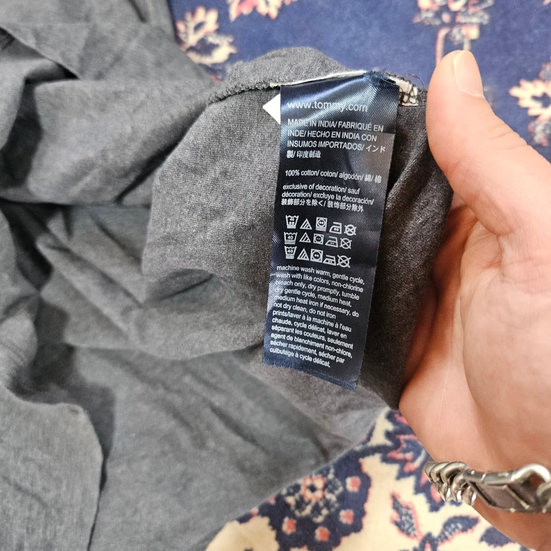 타미힐피거 브이넥 차콜 반팔티셔츠 XL 상품이미지5