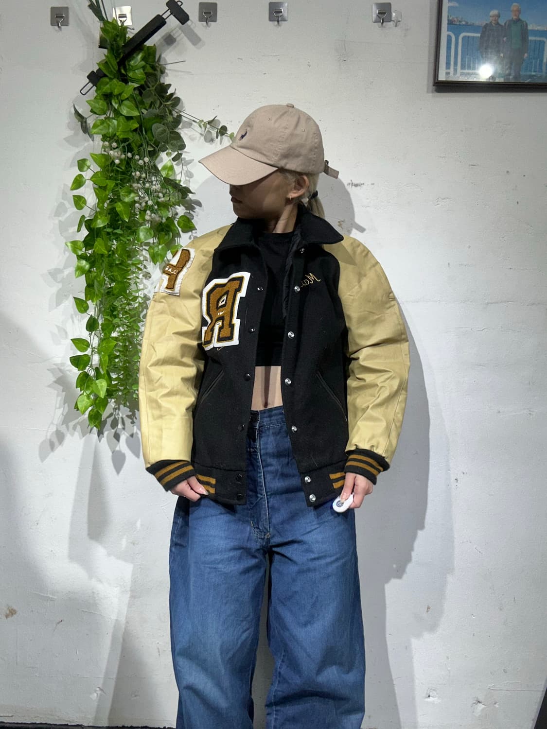 미국 빈티지 R 블랙 골드 자수 가죽 바시티 잠바 상품이미지2