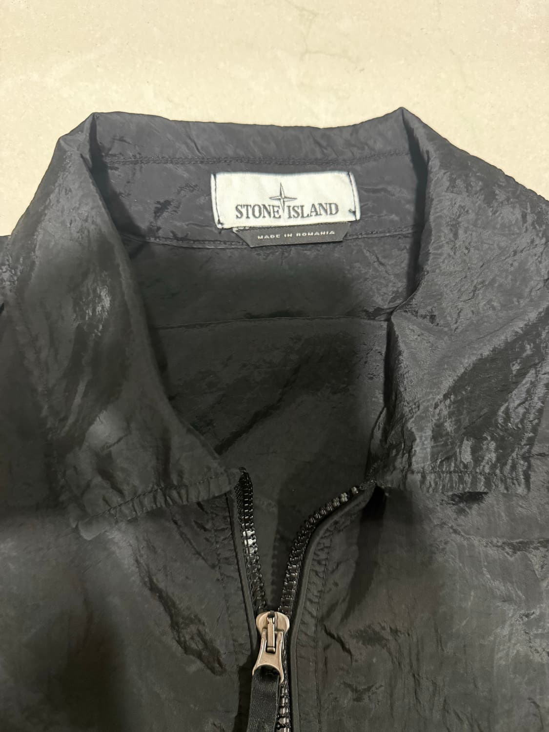 [당일출고,L사이즈] 스톤아일랜드 나일론 오버셔츠 자켓 상품이미지3