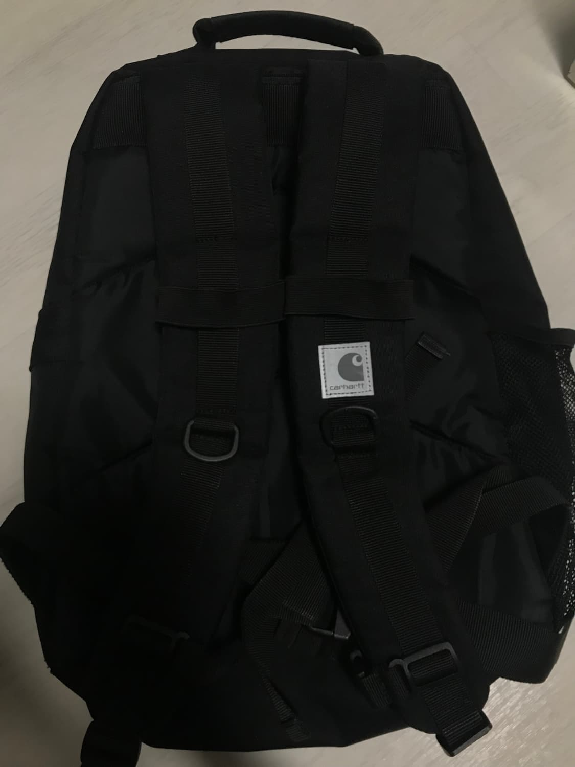 (무배) 칼하트 리플렉티브 킥플립 백팩 상품이미지2