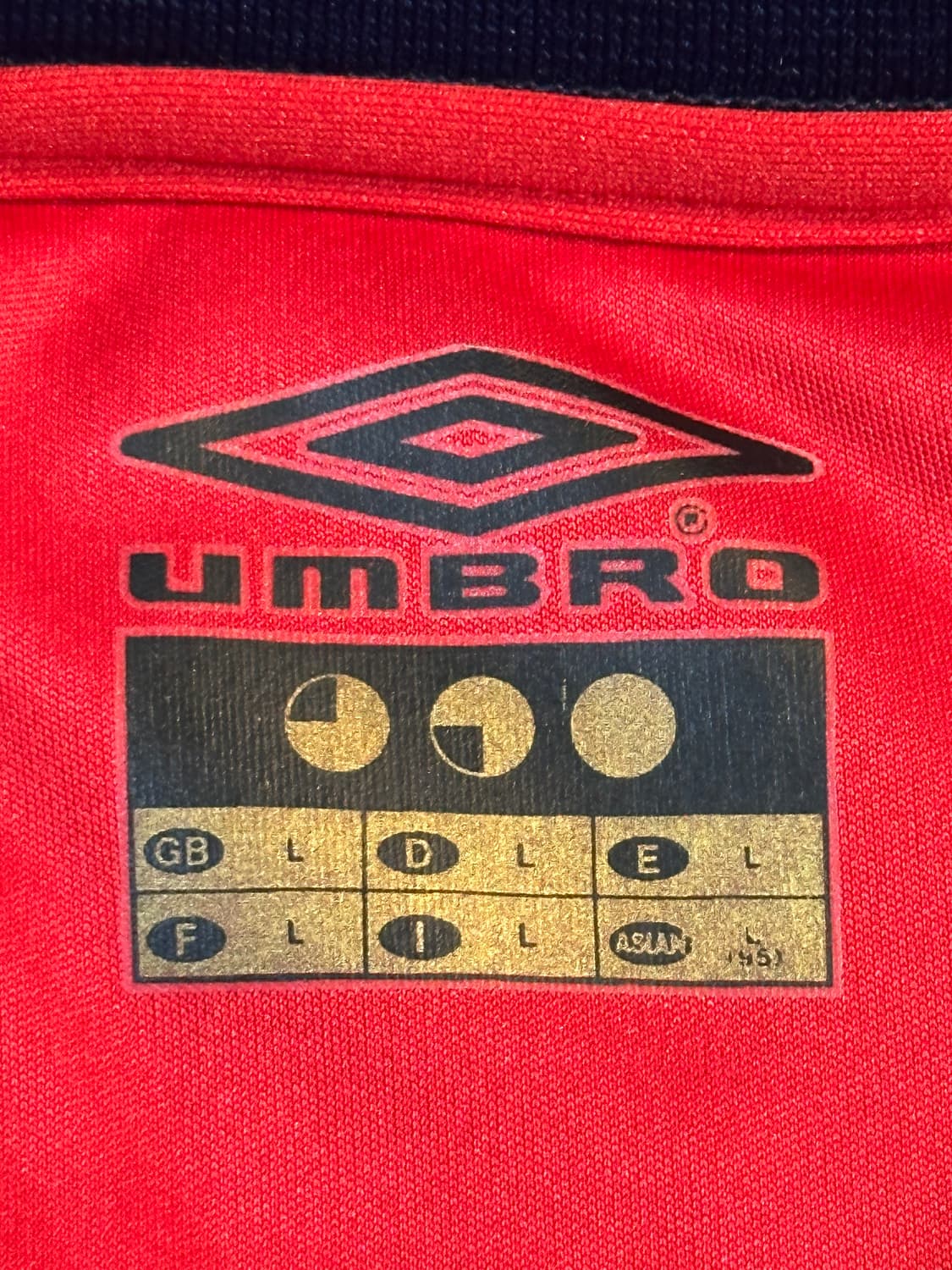 엄브로 UMBRO 올드스쿨 트레이닝 탑 긴팔 티셔츠 레드 상품이미지6