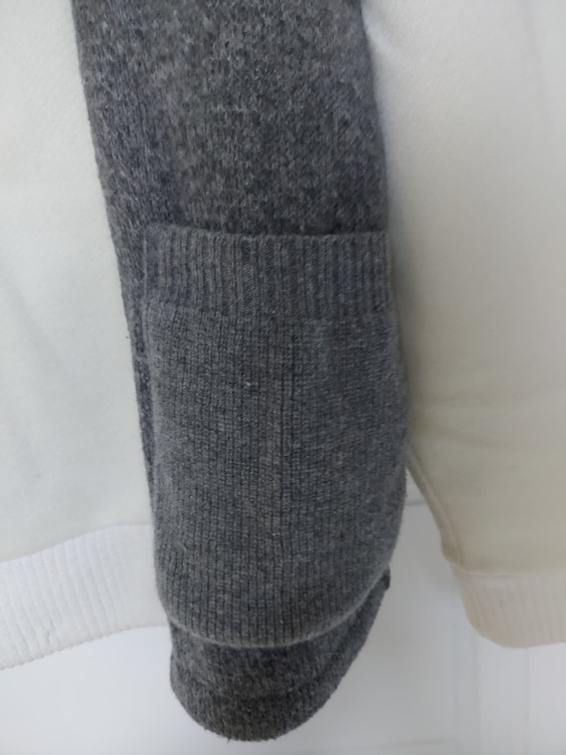 시스템옴므 니트 맨투맨 팝니다 상품이미지4