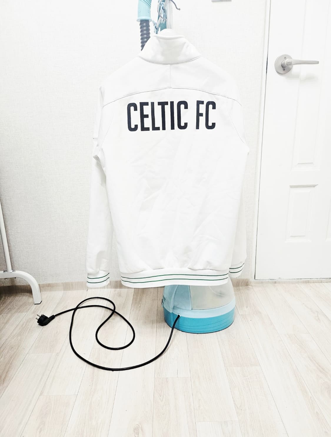 (95)M ☆초대장급☆ 뉴발란스 셀틱 [올화이트] 트랙탑져지 상품이미지7