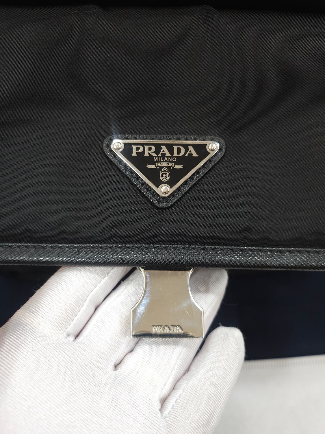 프라다 리나일론 및 사피아노 가죽 숄더백 상품이미지3