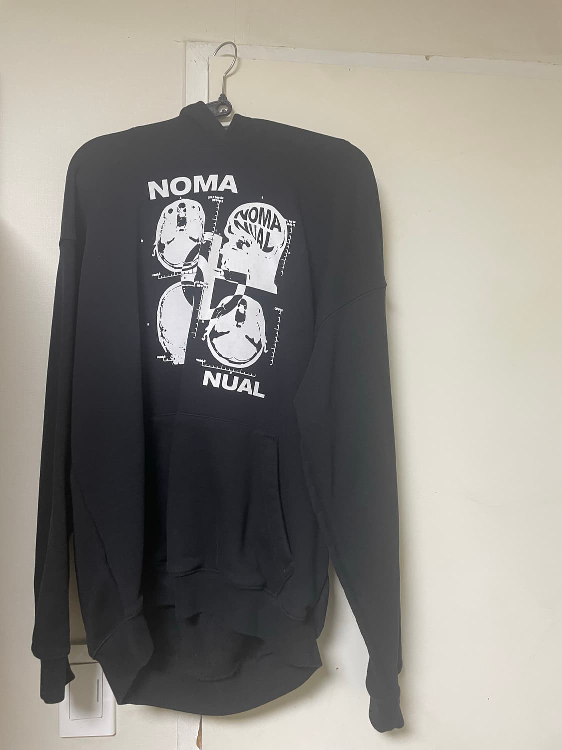 노매뉴얼 마리 후드티 상품이미지2