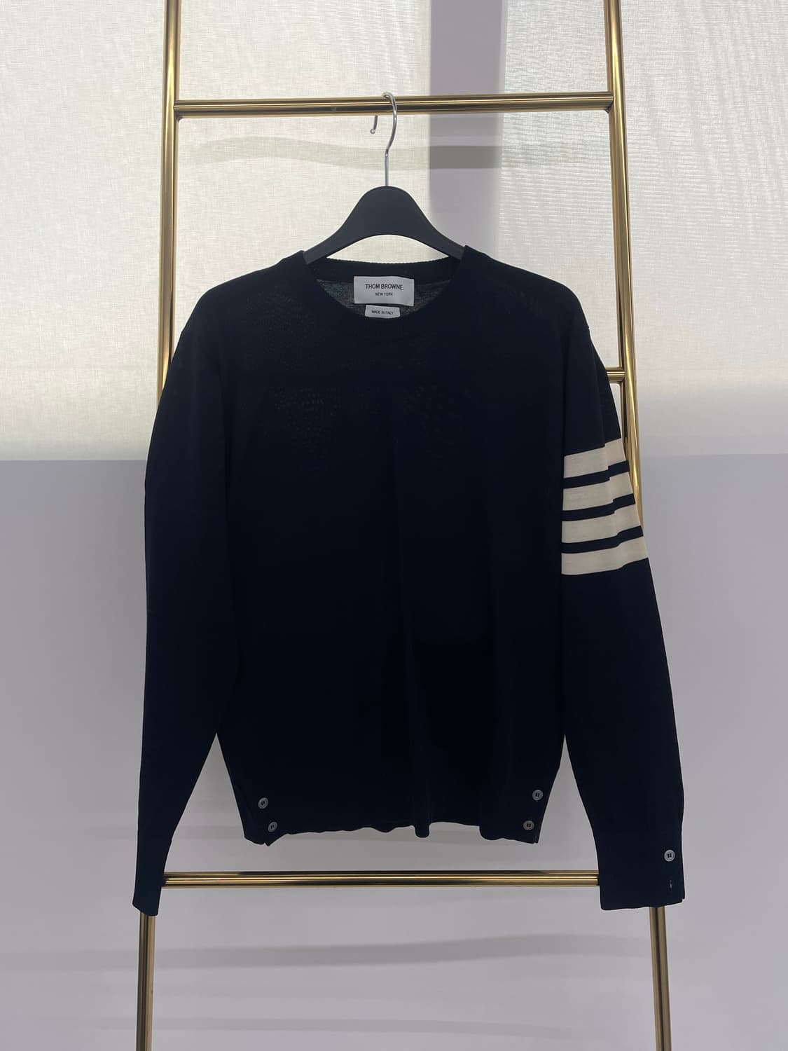 톰브라운 라운드 니트 상품이미지1