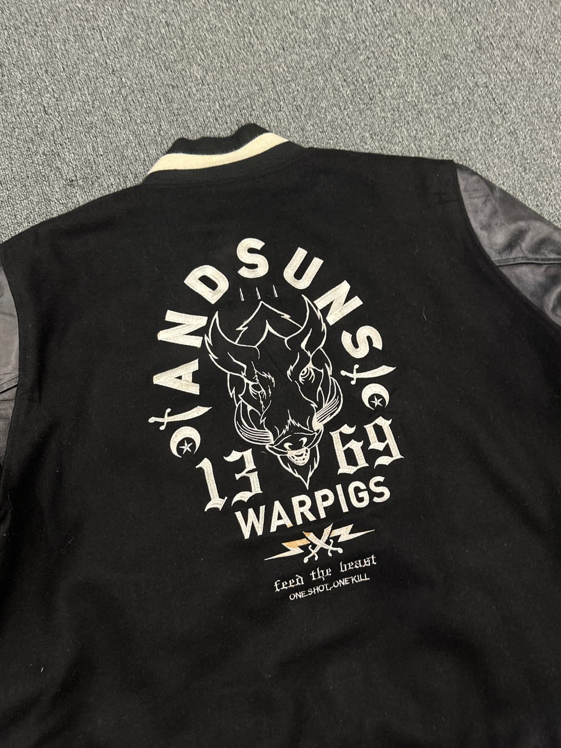 AND SUNS 자수 바시티자켓 레더암 블랙 상품이미지8