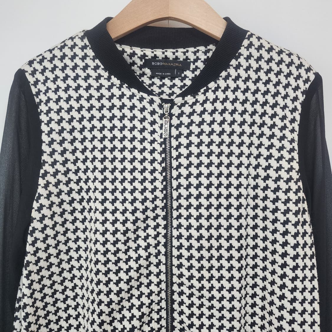 BCBGMAXAZRIA 하운드투스 봄버 자켓 상품이미지2