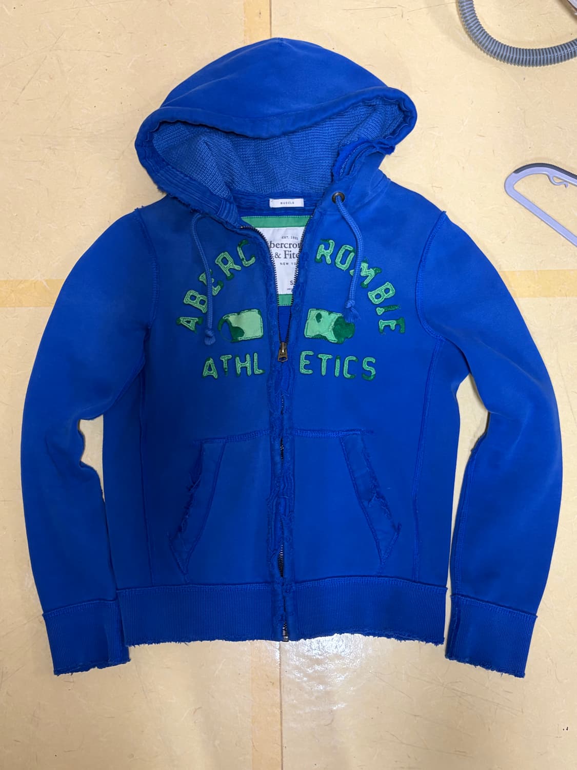 아베크롬비 슬림핏 워싱 기모 후드집업 S 상품이미지2