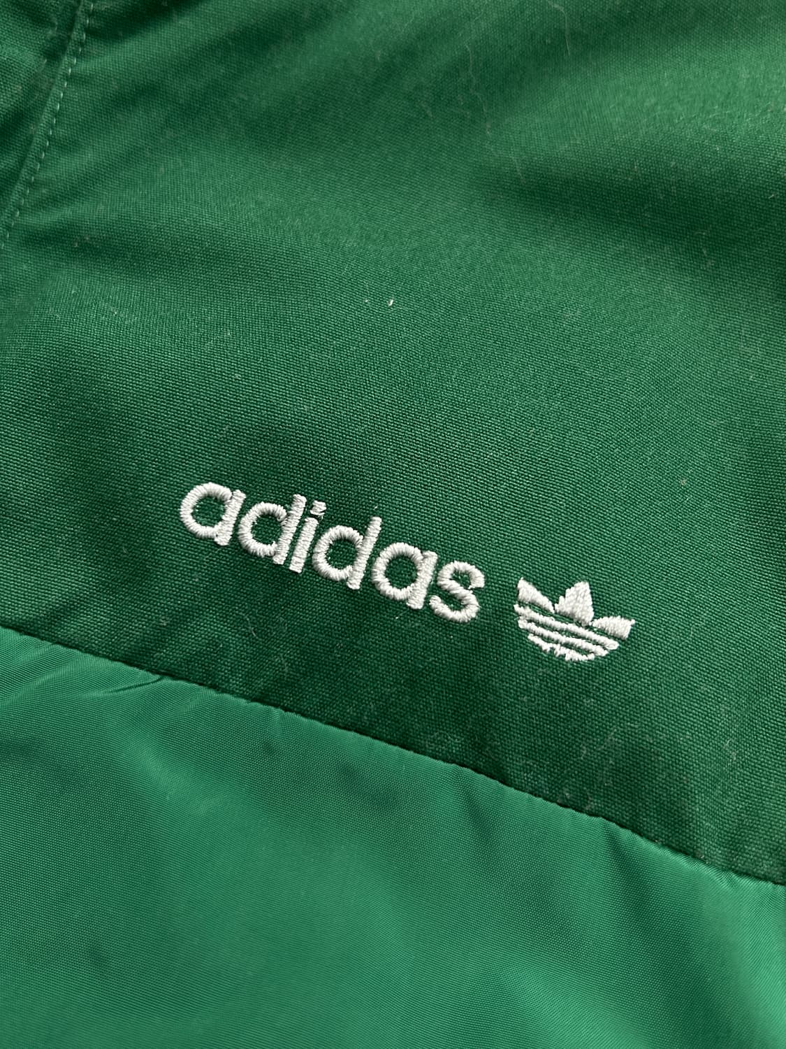 아디다스 00‘s 로고 그린 푸퍼 패딩 M  상품이미지4