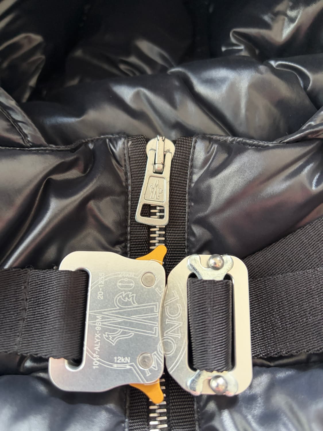 알릭스 x 몽클레어 지니어스 7 알몬드 20fw 패딩 ALYX x MON 상품이미지2