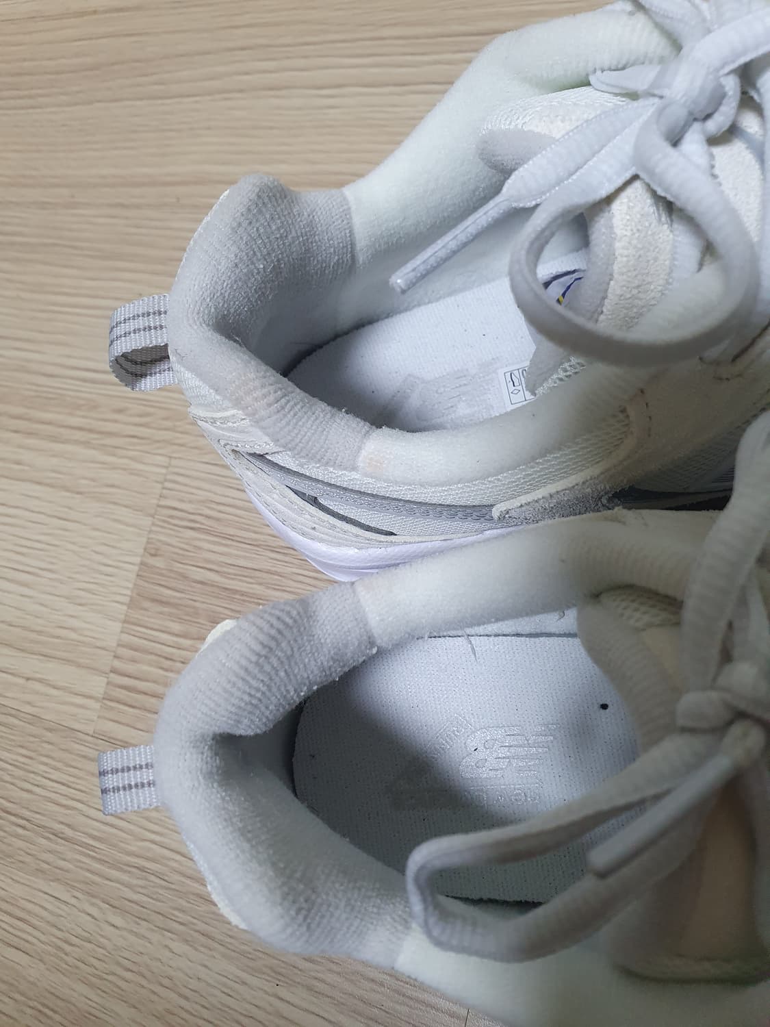 뉴발란스 530 화이트 실버 운동화 245 상품이미지8