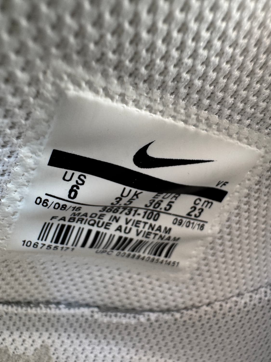 나이키 우먼스 에어포스 1 07 미드 230사이즈 상품이미지4