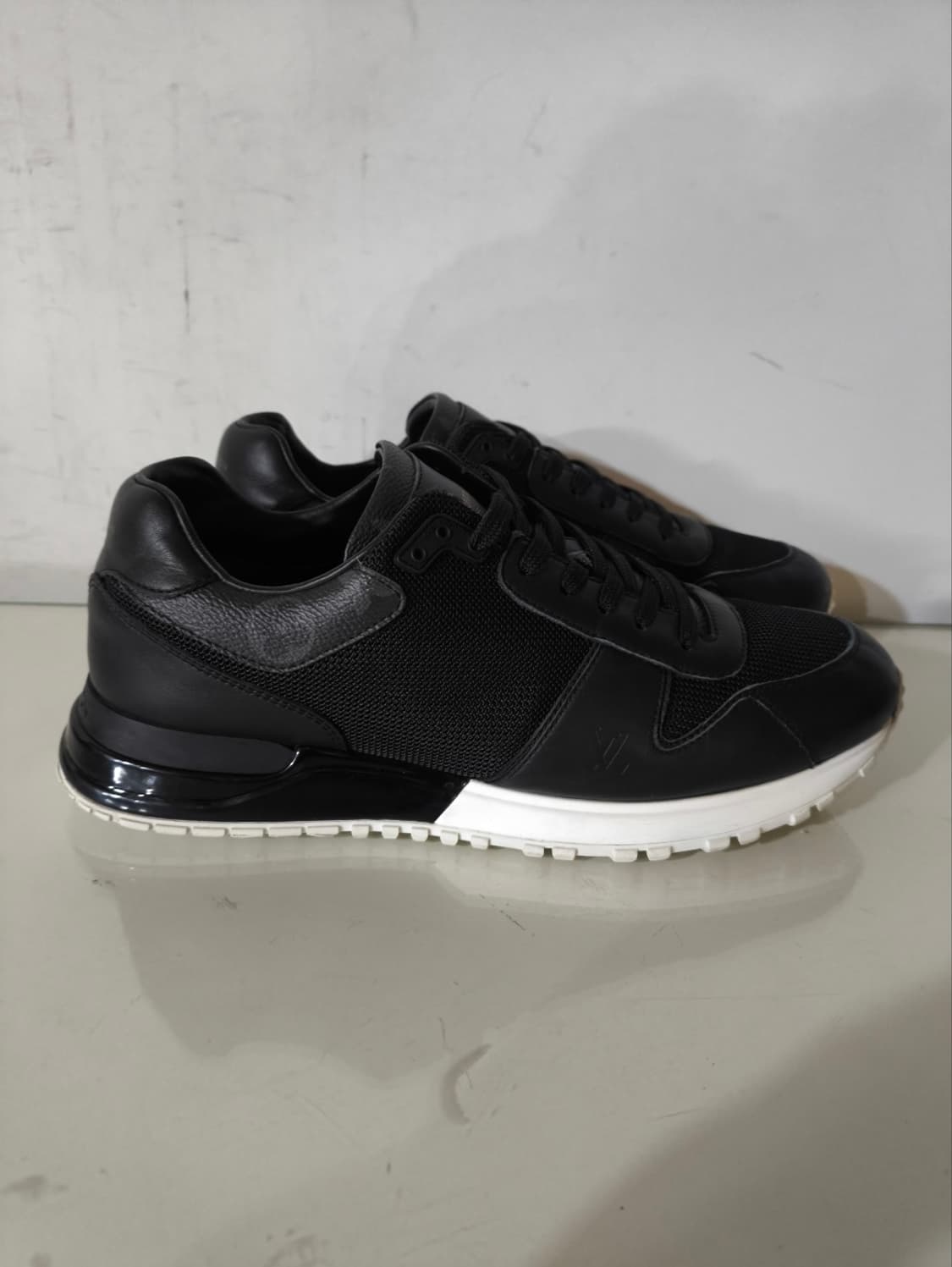 255mm 5.5 루이비통 런어웨이 이클립스 스니커즈 상품이미지2