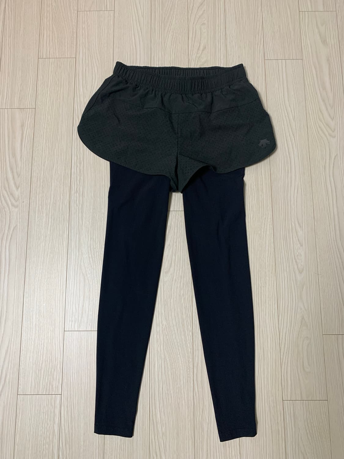 데상트 여성 투인원(2-in-1) 레이어드 레깅스 상품이미지1