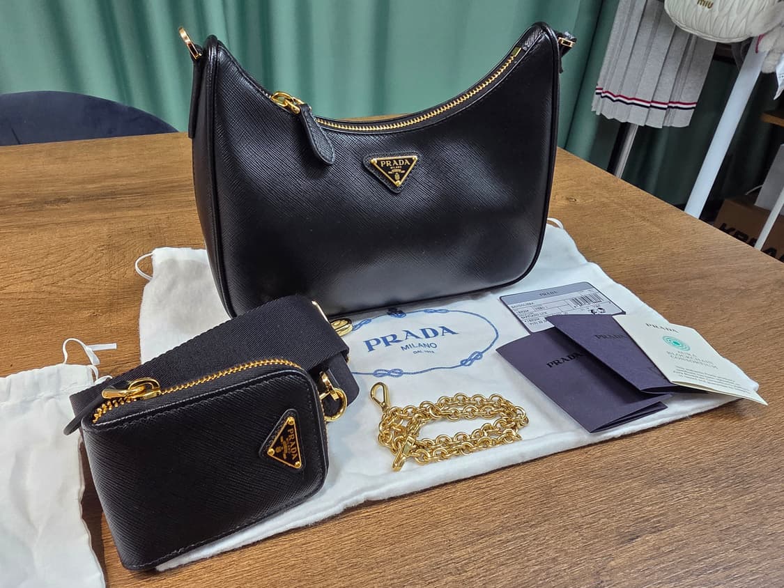 프라다 호보백 블랙 + 스트랩 파우치 체인 상품이미지2