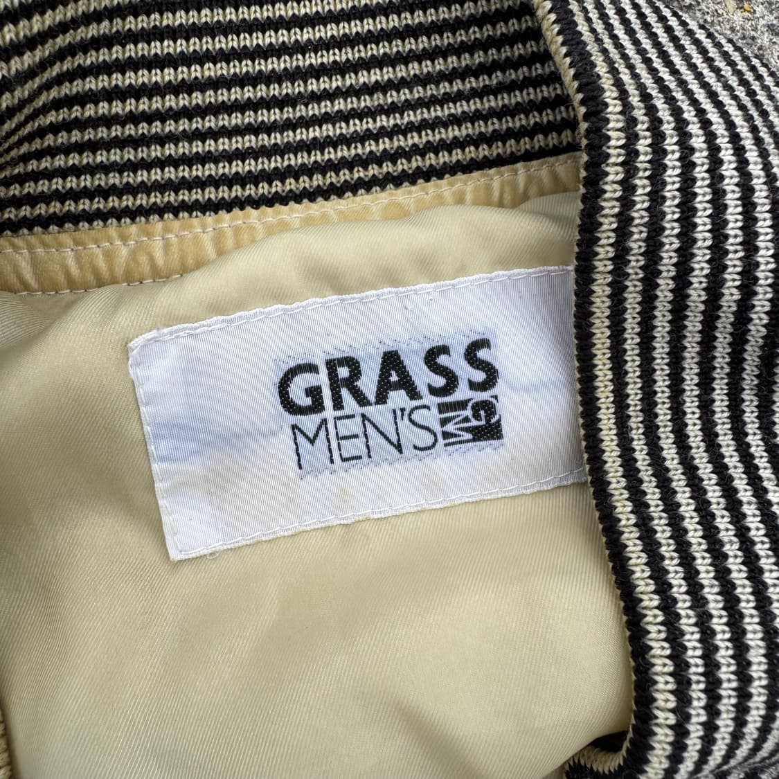 [L] 90s Grass Men's 아트 그래픽 봄버 자켓 상품이미지8