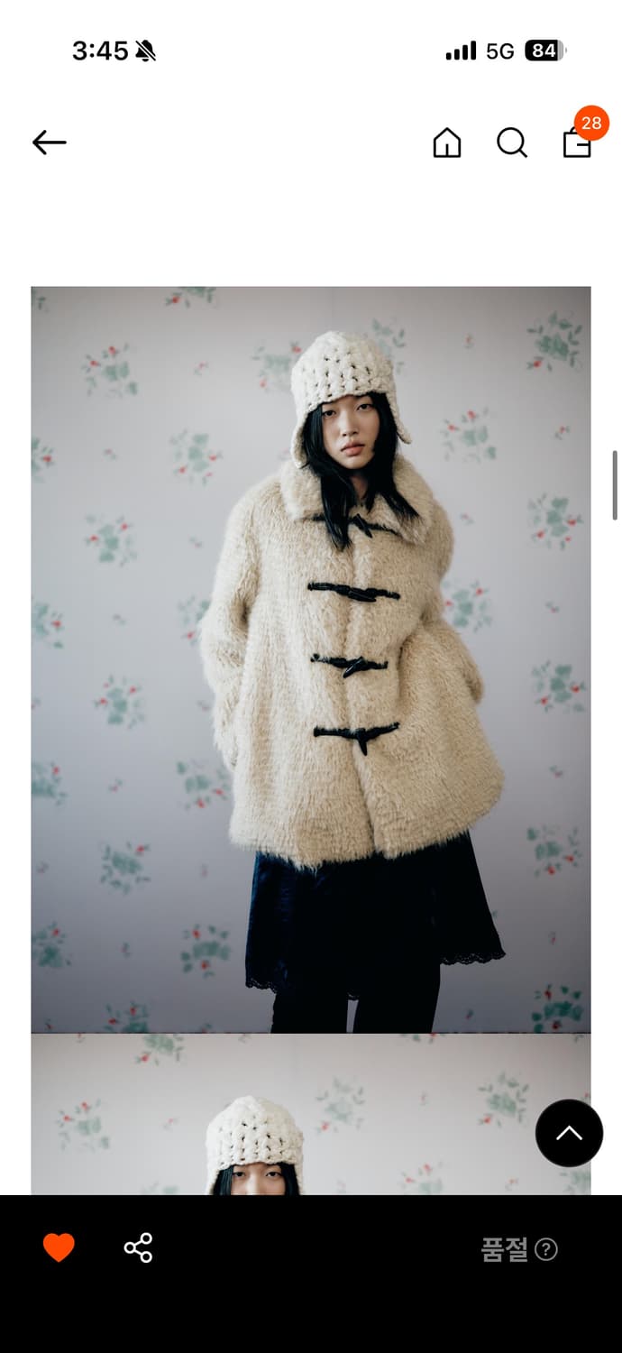 생긴스튜디오 NIMBUS TOGGLE FUR COAT BEIGE 상품이미지1